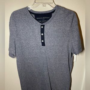 Banana Republic men’s T-shirt - L